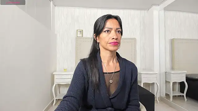 FernandaAvilax online show from April 7, 2026, 5:20 am