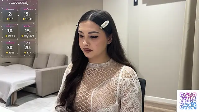 Sweet BerryBabe online show from June 16, 2026, 10:32 pm