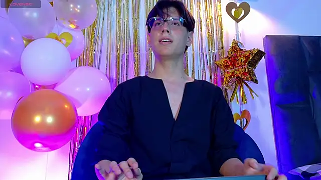 lui x dust online show from April 26, 2026, 2:20 am