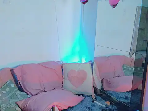 MarilynCole online show from March 7, 2026, 5:03 am