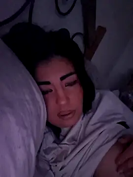 matrimonio005 online show from March 9, 2026, 4:32 pm