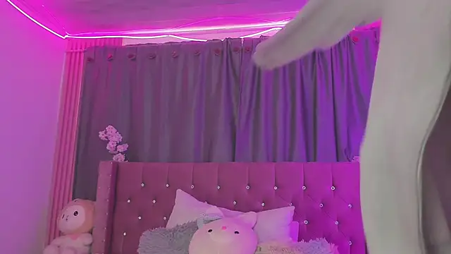 Snapshot of Kiara_lovely chatting on April 2, 2026, 7:31 pm Kiara lovely online show from April 2, 2026, 7:31 pm