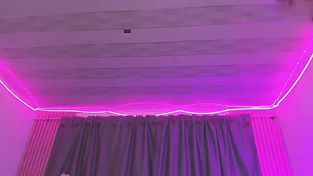 Snapshot of Kiara_lovely chatting on March 16, 2026, 5:44 am Kiara lovely online show from March 16, 2026, 5:44 am