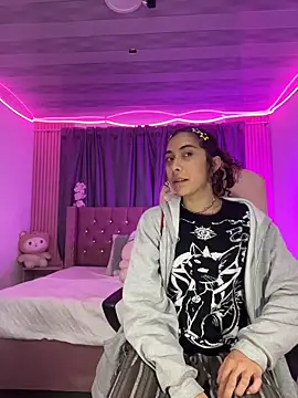 Snapshot of Kiara_lovely chatting on March 5, 2026, 3:47 am Kiara lovely online show from March 5, 2026, 3:47 am