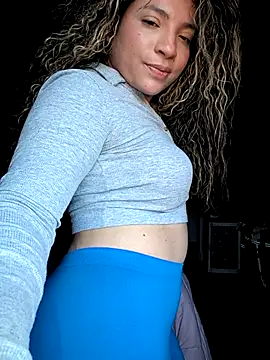 flordelnorte online show from March 9, 2026, 9:40 pm