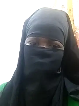 sweetchocolatey-puss online show from February 20, 2026, 3:14 pm