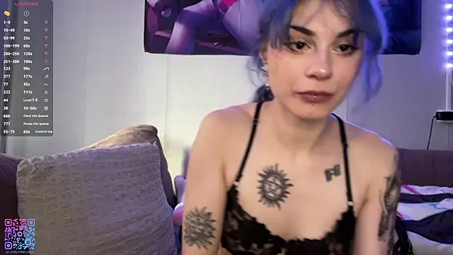 Emmibrilson online show from July 9, 2026, 3:00 pm