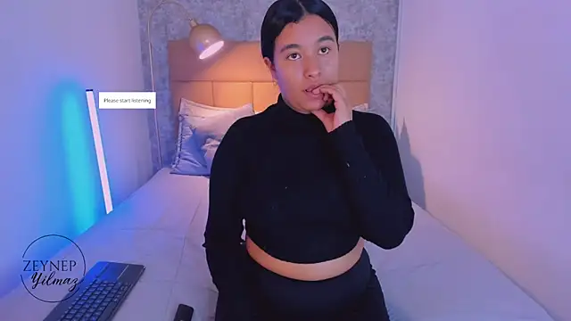 ZeynepYilmaz online show from April 21, 2026, 8:48 pm