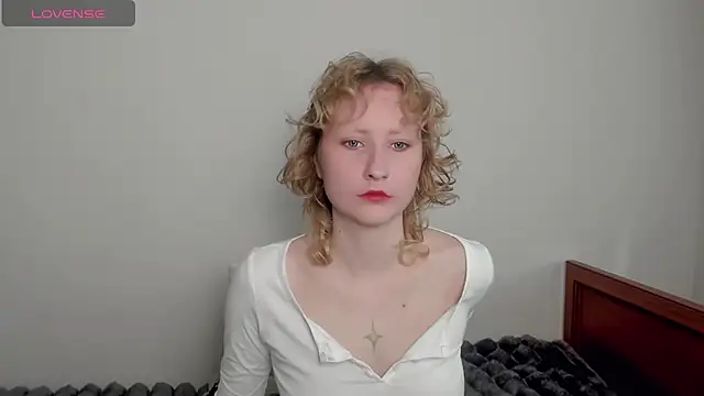 AnnStasia online show from March 11, 2026, 2:55 pm