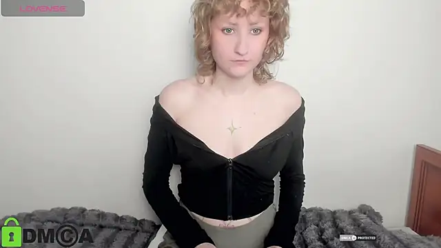 AnnStasia online show from April 10, 2026, 3:08 pm