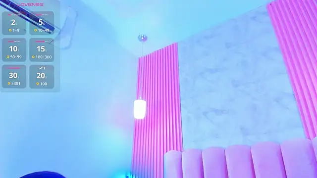 ArianaRougee online show from July 15, 2026, 4:19 am