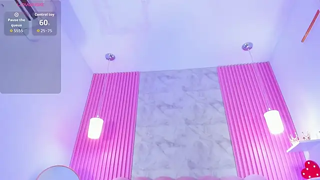 ArianaRougee online show from June 20, 2026, 2:49 am