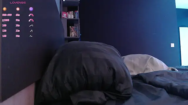 Jade Amore online show from June 19, 2026, 10:47 pm