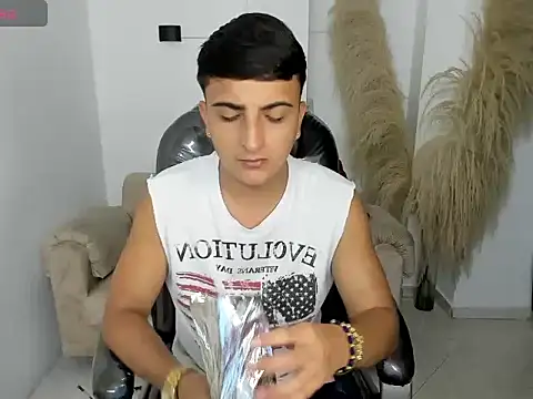 oliver kooper21 online show from February 26, 2026, 12:16 pm