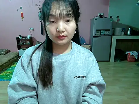 Myna5790 online show from March 19, 2026, 11:32 am