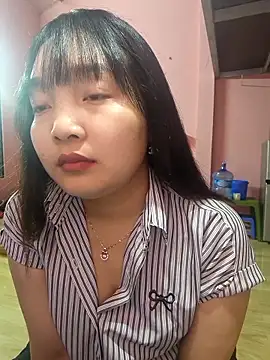 Myna5790 online show from April 5, 2026, 1:34 am