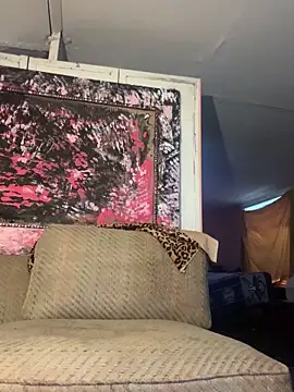 BunnyYT online show from April 19, 2026, 5:25 pm