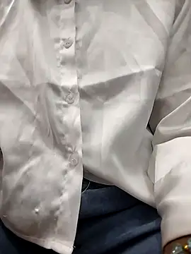 Snapshot of Karishma_88 chatting on March 10, 2026, 6:28 am Karishma 88 online show from March 10, 2026, 6:28 am