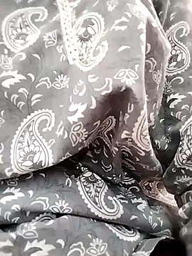 Snapshot of Karishma_88 chatting on April 10, 2026, 9:27 am Karishma 88 online show from April 10, 2026, 9:27 am