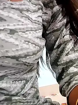 Snapshot of Karishma_88 chatting on April 6, 2026, 6:14 am Karishma 88 online show from April 6, 2026, 6:14 am