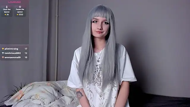 kira montelle online show from March 21, 2026, 2:24 am