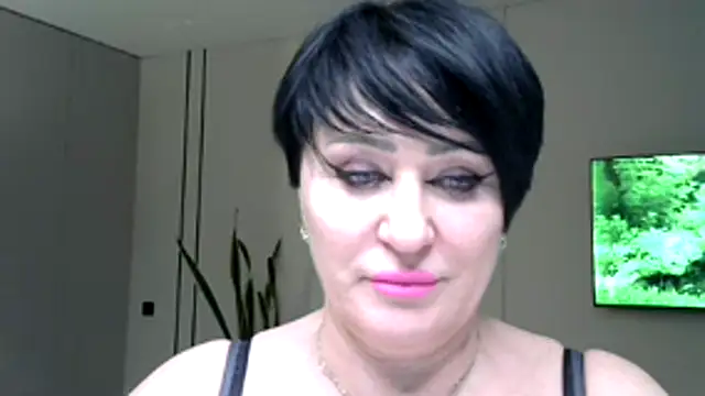 Kleotempt online show from March 27, 2026, 10:00 pm