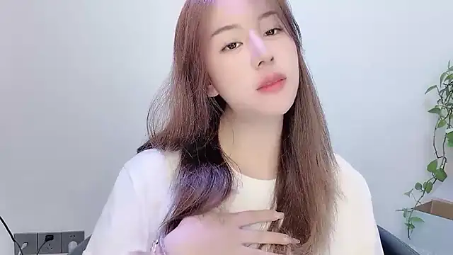 Baixi-01 online show from April 20, 2026, 4:37 am