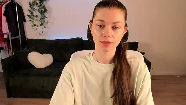  Eva Vibe  online show from March 29, 2026, 11:45 am