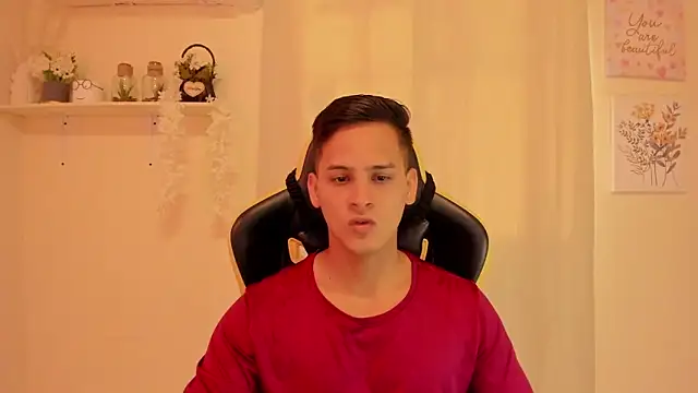 sexy andres01 online show from April 9, 2026, 2:45 pm