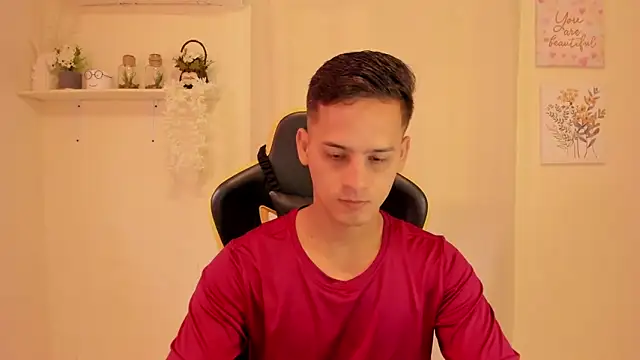 sexy andres01 online show from March 10, 2026, 1:26 pm