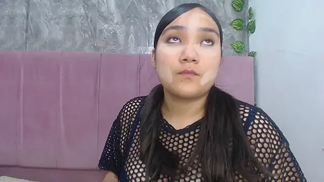 anyela donecm online show from June 17, 2026, 7:24 pm