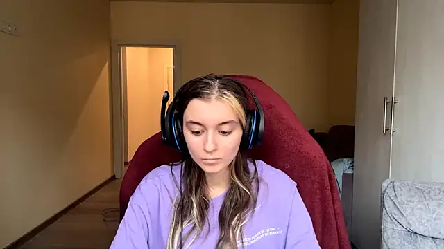 PluralPalaver online show from April 7, 2026, 12:51 pm