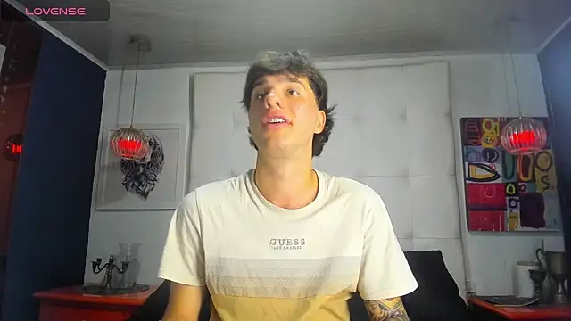 Snapshot of EXCLUSIVE8 chatting on April 14, 2026, 4:50 am EXCLUSIVE8 online show from April 14, 2026, 4:50 am