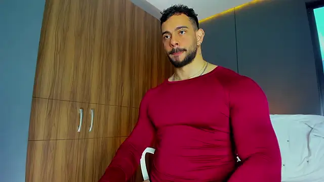 massimo visconti online show from March 13, 2026, 2:44 pm