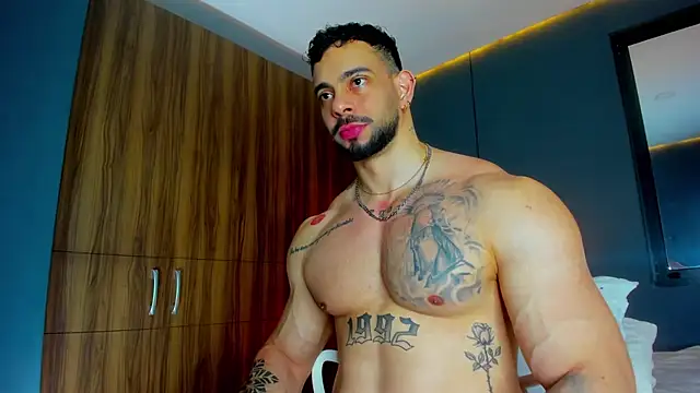 massimo visconti online show from March 10, 2026, 9:13 am