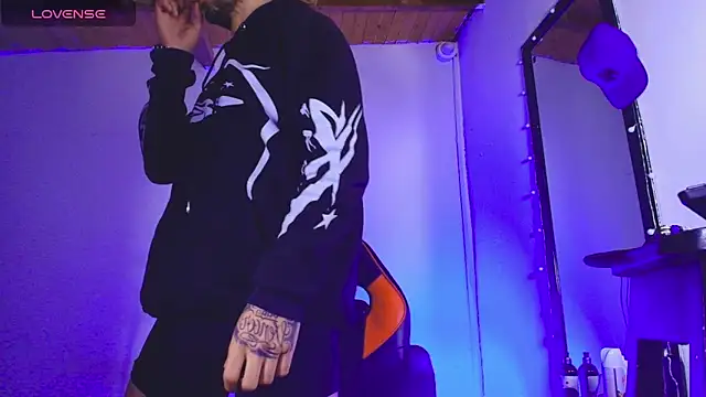 Jey dirty 777 online show from March 12, 2026, 9:13 am