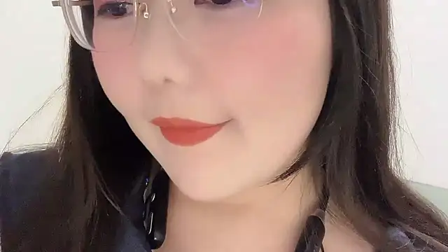 Susu-36E online show from April 21, 2026, 10:33 am