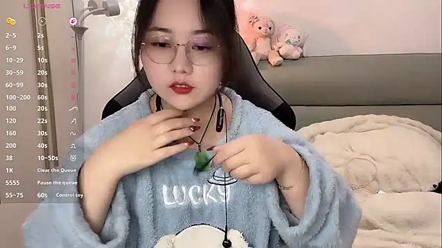 Susu-36E online show from March 6, 2026, 6:19 am