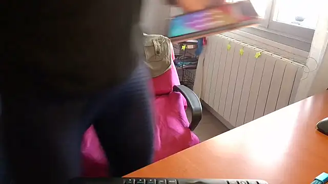 mariaplaya online show from March 25, 2026, 8:03 am