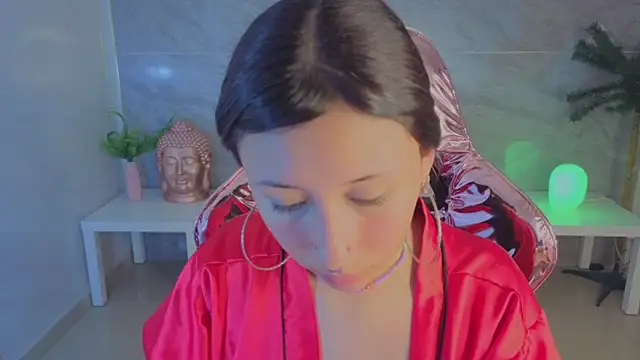 moraa s online show from March 17, 2026, 2:58 am