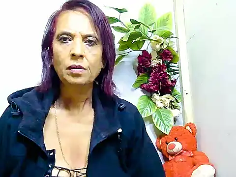 Snapshot of Hot_queen58 chatting on June 22, 2026, 4:20 am Hot queen58 online show from June 22, 2026, 4:20 am