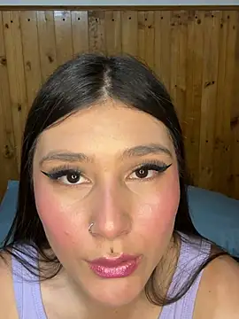 Snapshot of Miss_Dani chatting on March 3, 2026, 3:35 am Miss Dani online show from March 3, 2026, 3:35 am