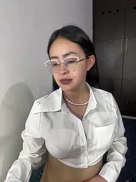 Anni Rose online show from March 18, 2026, 9:12 am