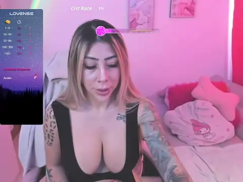 Martina robertss online show from June 12, 2026, 2:26 pm