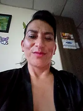Lucia Rios online show from April 21, 2026, 11:00 pm