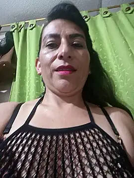 Lucia Rios online show from April 16, 2026, 11:51 pm