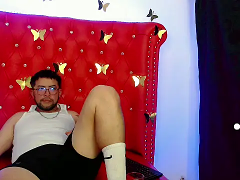 Snapshot of Dominik_pleasure chatting on March 4, 2026, 4:20 am Dominik pleasure online show from March 4, 2026, 4:20 am