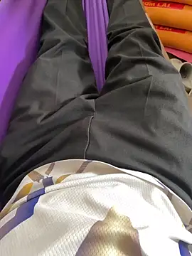 hoang15075 online show from March 23, 2026, 1:39 am