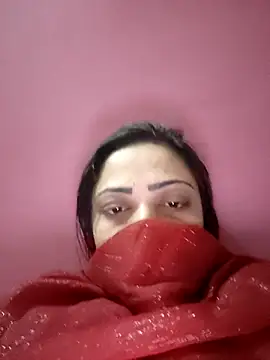 Beauty-3 online show from April 9, 2026, 2:12 pm