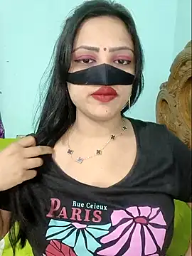 Beauty-3 online show from April 22, 2026, 5:53 pm